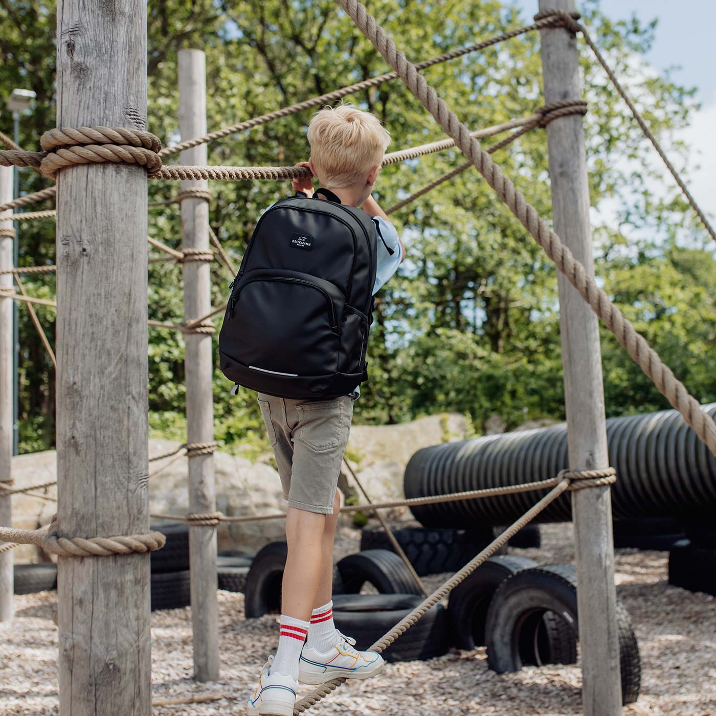 Sport Junior, Black Coated - Image 2